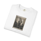 Vintage Cockatoo Mugshot Portrait T-Shirt — Retro Bird Mugshot Vintage Graphic Tee