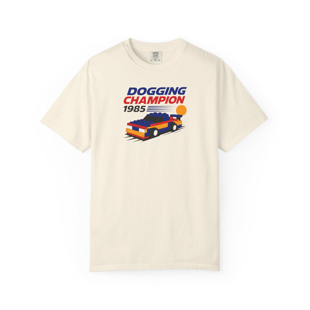 Dogging Champion 1985 - Retro Car Graphic T-Shirt