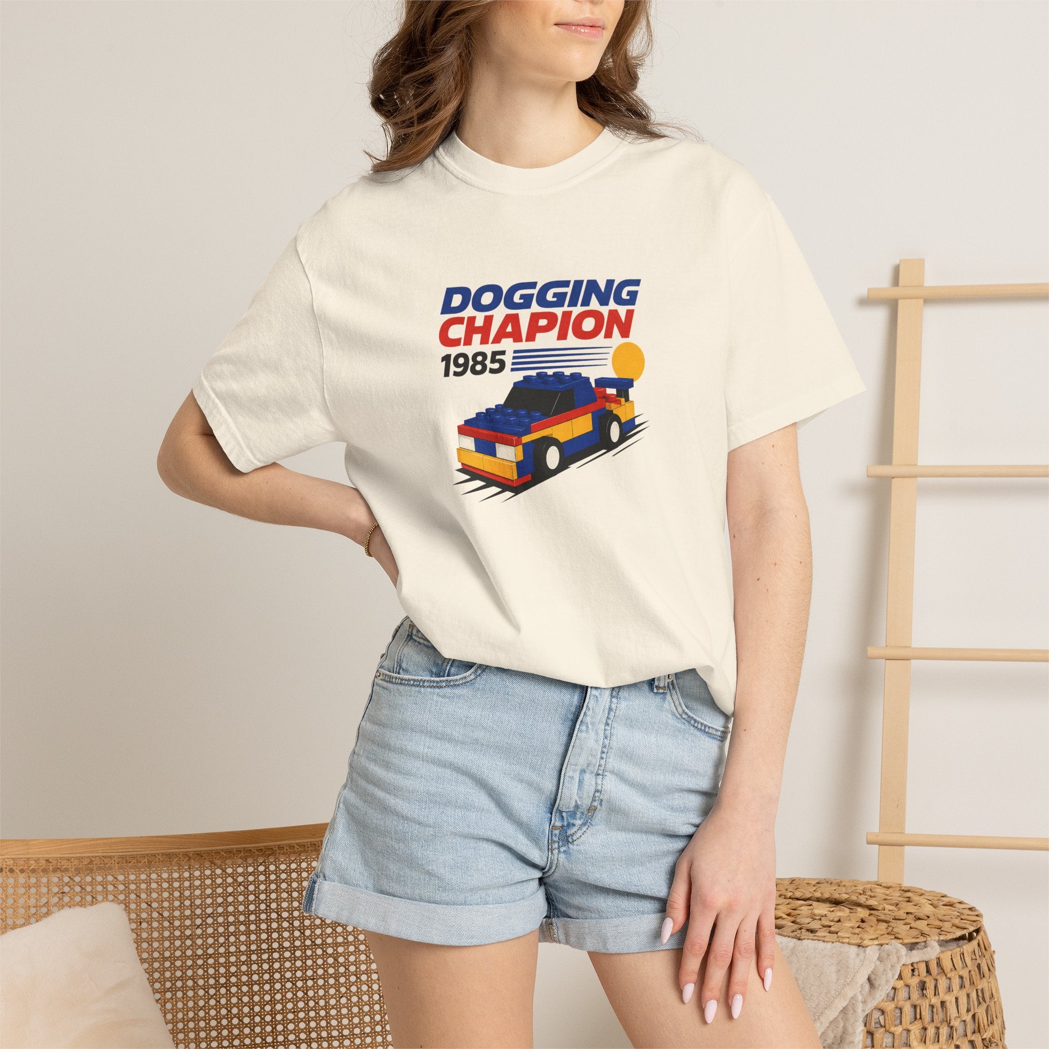 Dogging Champion 1985 - Retro Car Graphic T-Shirt