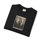 Vintage Cockatoo Mugshot Portrait T-Shirt — Retro Bird Mugshot Vintage Graphic Tee