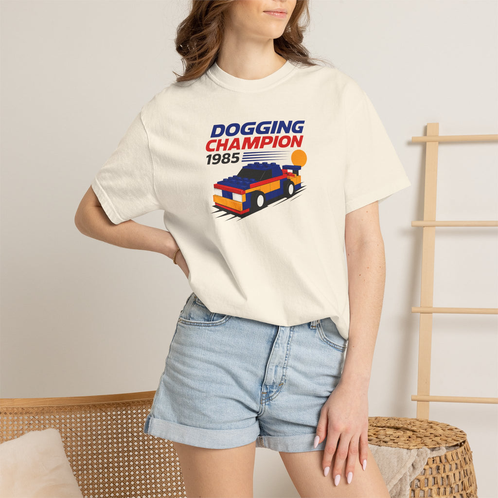 Dogging Champion 1985 - Retro Car Graphic T-Shirt
