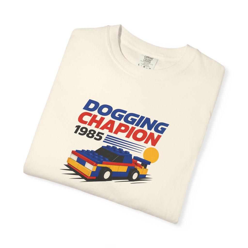 Dogging Champion 1985 - Retro Car Graphic T-Shirt